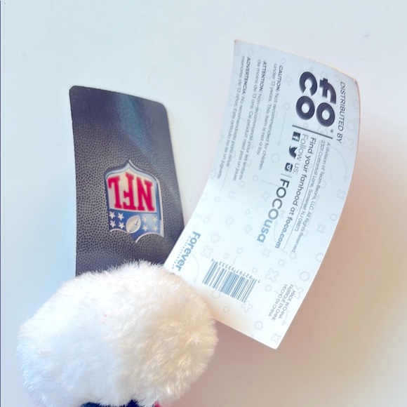 New England Patriots NFL Foco Santa Hat - Red, White, and Blue Holly Winter - Picture 3 of 5